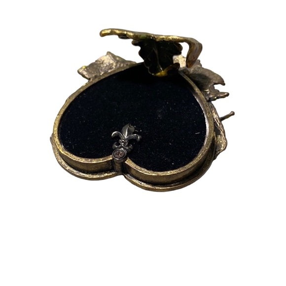 Enamel Rhinestone Heart Picture Frame - Picture 6 of 6